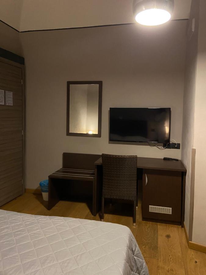 לריצ'י Hotel Pino מראה חיצוני תמונה