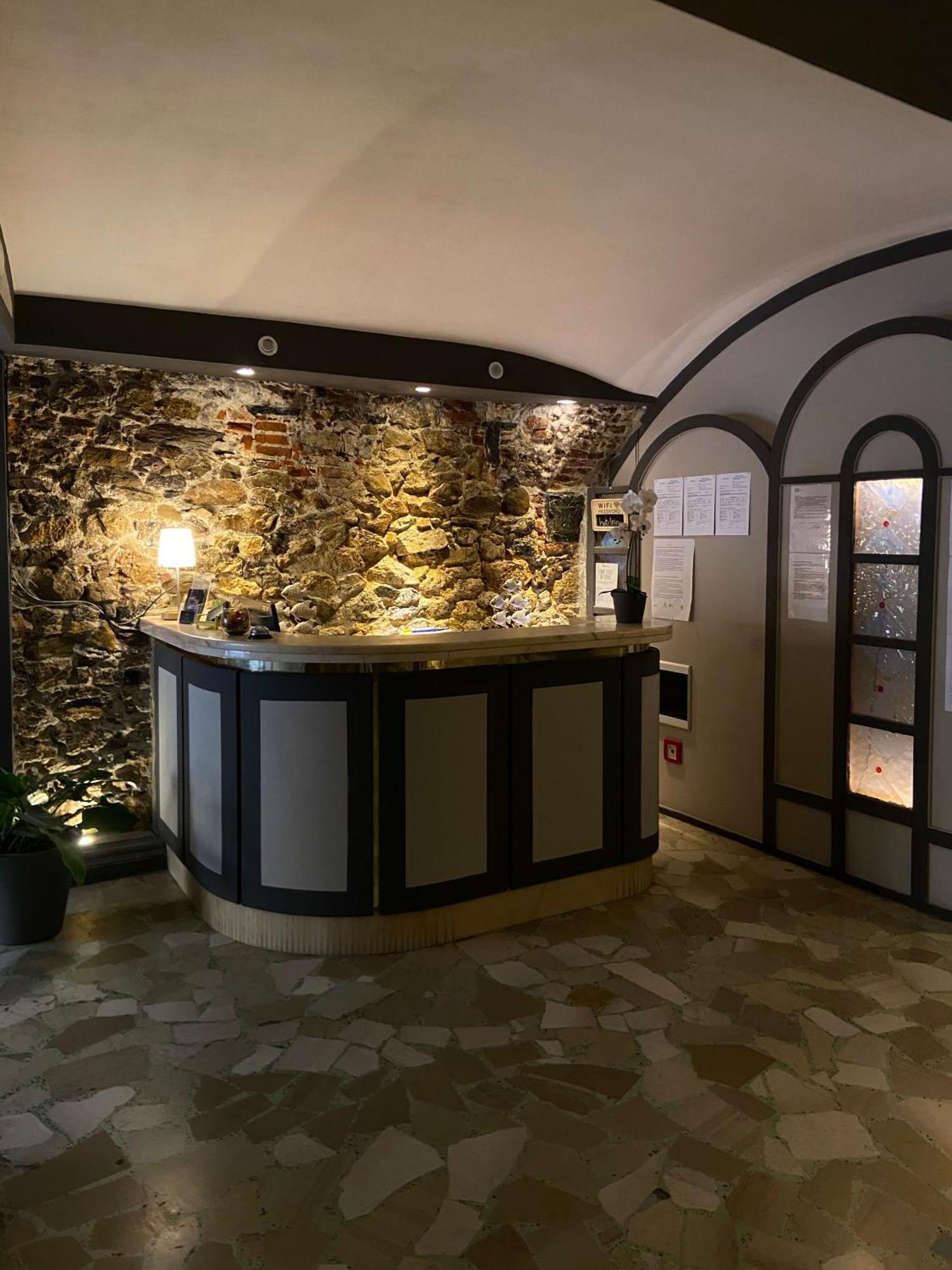 לריצ'י Hotel Pino מראה חיצוני תמונה