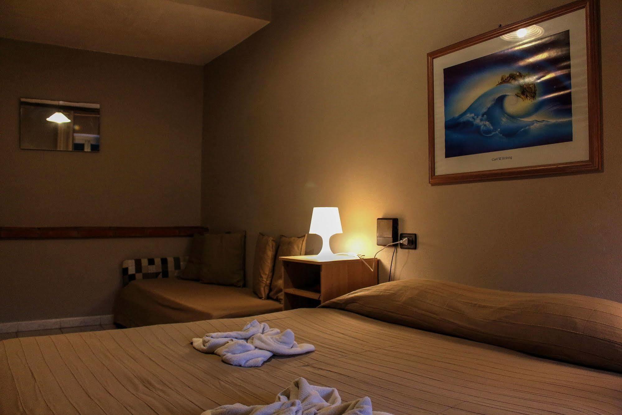 לריצ'י Hotel Pino מראה חיצוני תמונה