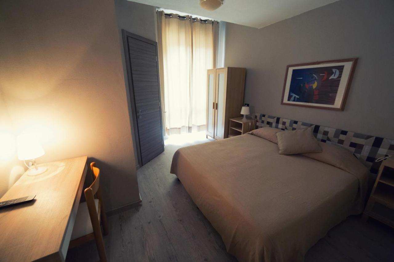 לריצ'י Hotel Pino מראה חיצוני תמונה